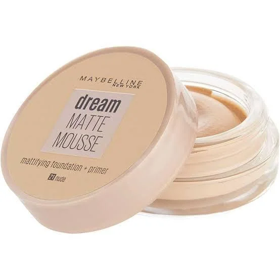 Maybelline Dream Matte Mousse Foundation Fond de teint matifiant en mousse avec base intégrée 21 nude